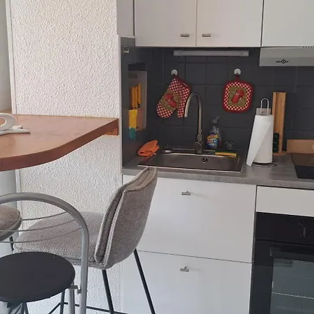 Barcares Village Studio Renove Avec Gout Face A La Plage Principale Vue Mer Superbe Avec Parking Piscine דירה *