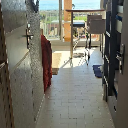 Barcares Village Studio Renove Avec Gout Face A La Plage Principale Vue Mer Superbe Avec Parking Piscine דירה לה ברקרה