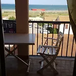 Barcares Votre Long Week-End De Pentecote Au Soleil Joli Studio 4 Couchages Vue Superbe Διαμέρισμα Le Barcarès