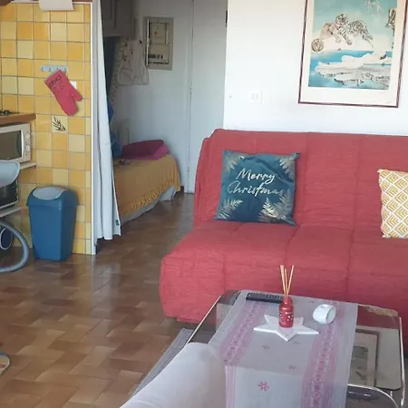 Vue mer exceptionnelle Barcarès en face de la plage au village studio rénové 2-4 couchages parking * Le Barcarès