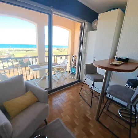 Barcares En Face Au Village Renove 2-4 Couchages Parking Vue Splendide דירה *