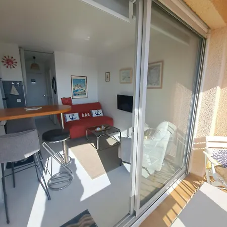 Barcares Village Studio Renove Avec Gout Face A La Plage Principale Vue Mer Superbe Avec Parking Piscine * 乐巴凯尔斯