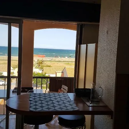 Barcares En Face Au Village Renove 2-4 Couchages Parking Vue Splendide דירה לה ברקרה