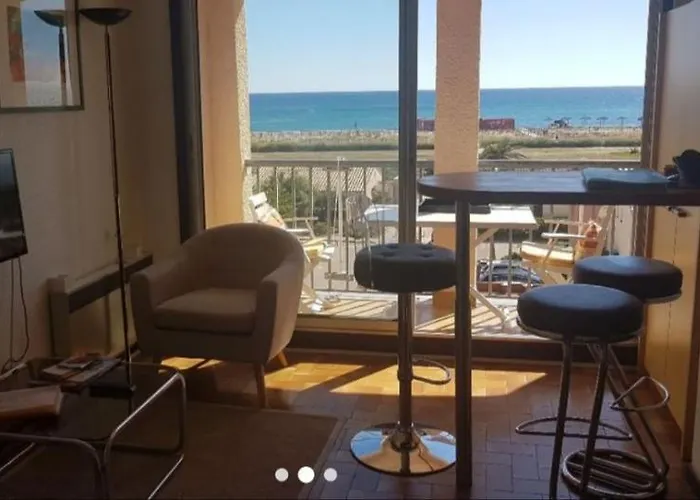 Barcares Village Vue Splendide Face A La Tres Joli Coquet Renove 2 A 4 Couchages Parking Piscine
