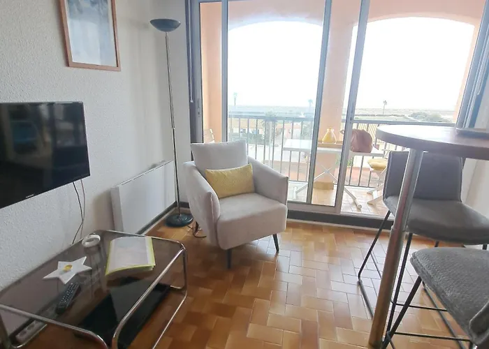 Barcares Village Vue Splendide Face A La Tres Joli Coquet Renove 2 A 4 Couchages Parking Piscine Διαμέρισμα Le Barcarès