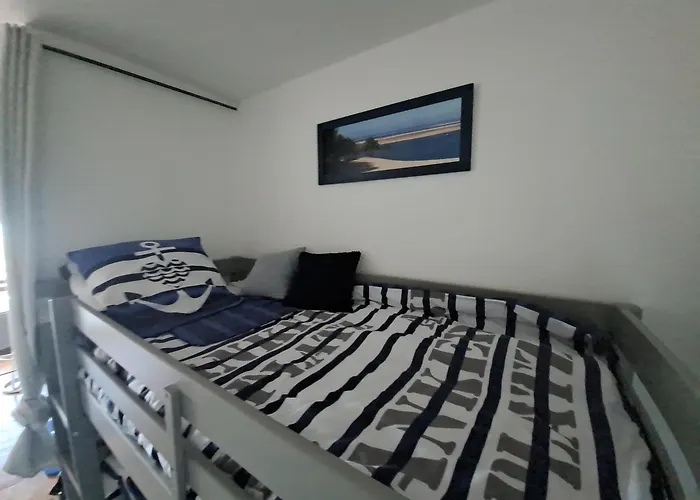 Barcares Village Vue Splendide Face A La Tres Joli Coquet Renove 2 A 4 Couchages Parking Piscine
